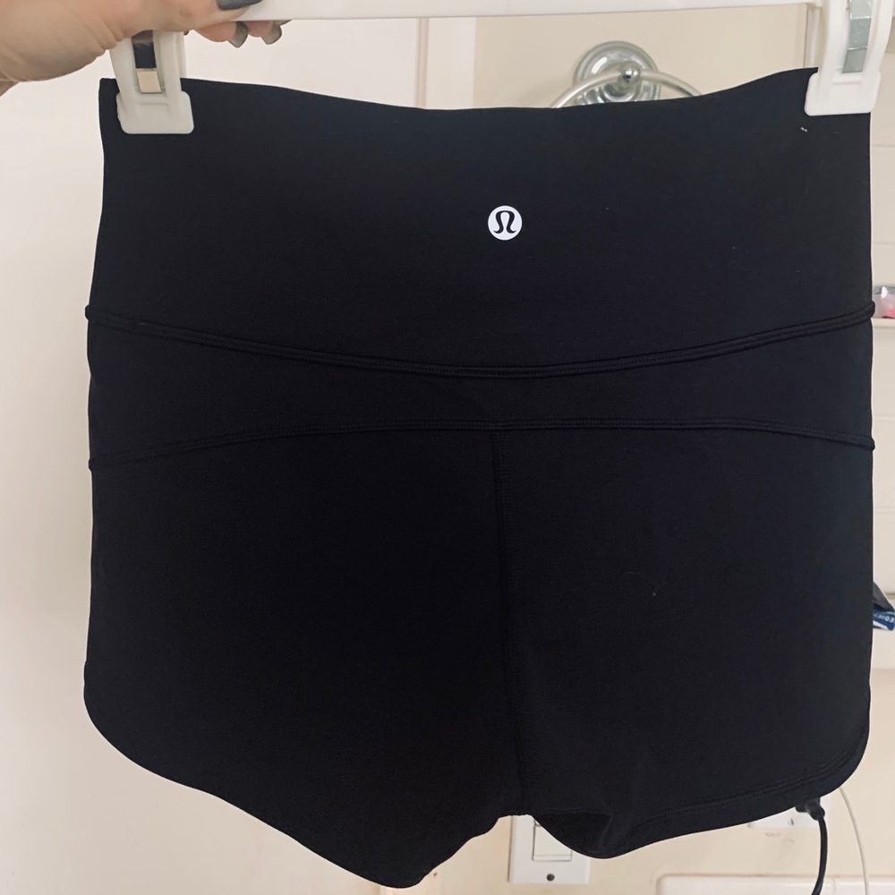 Lululemon Wunder Under High Rise Shorts